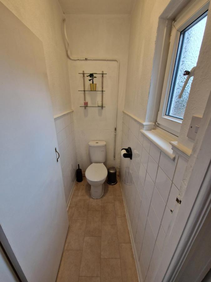 Finchley Holidays Whetstone Extérieur photo